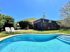 Rural house with Wifi, private pool, view of the Atlantic and Mount Teide